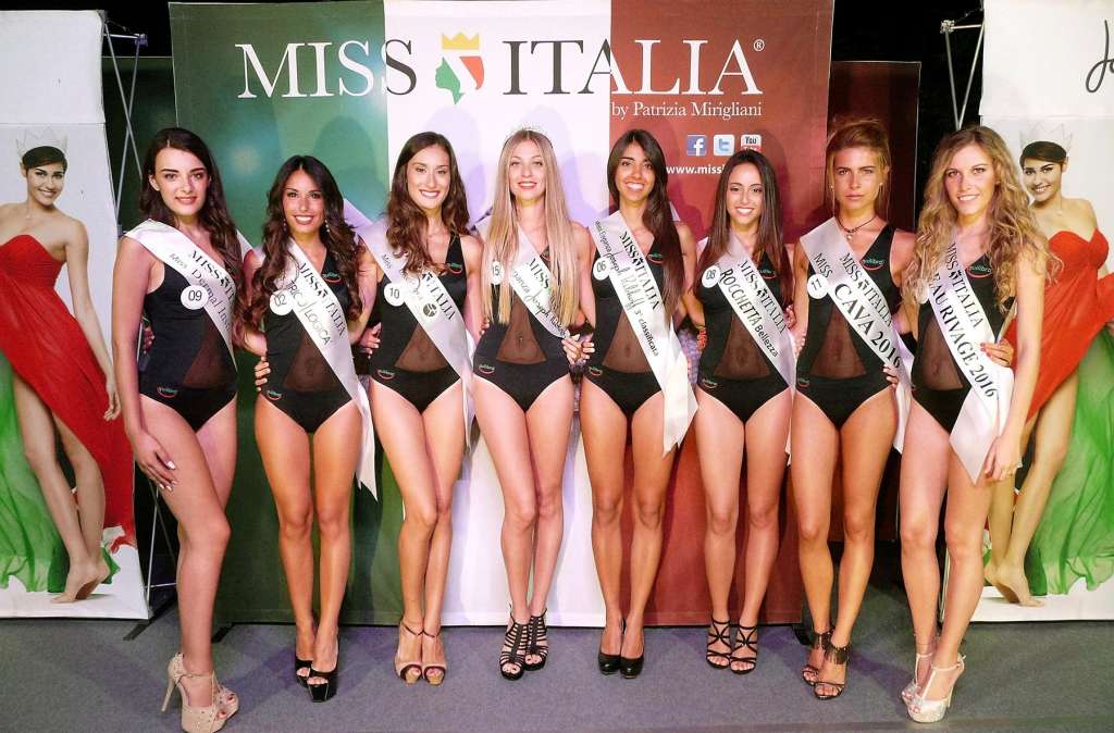 Miss Italia Martina Invernizzi è Miss Eleganza Joseph Ribkoff Italia Chiama Italia 3077